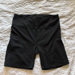 Athleta ultimate stash pocket shorts